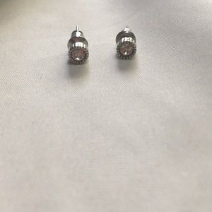 4 for 14: Fake gem studs